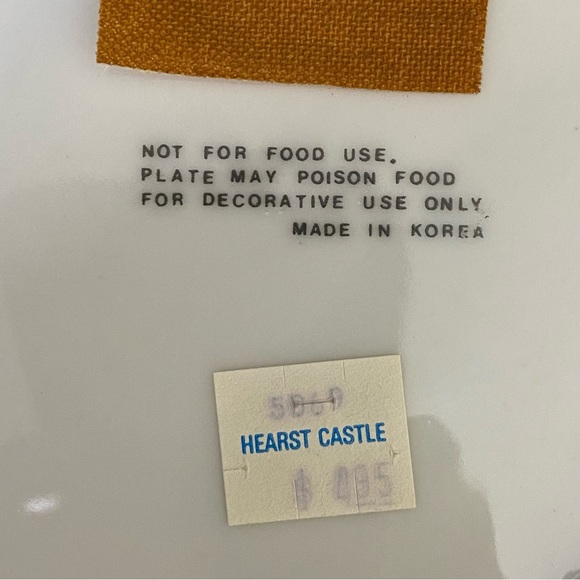 Vintage,  7” Hearst Castle State Souvenir China Plate with Gold Detailing - Picture 10 of 11